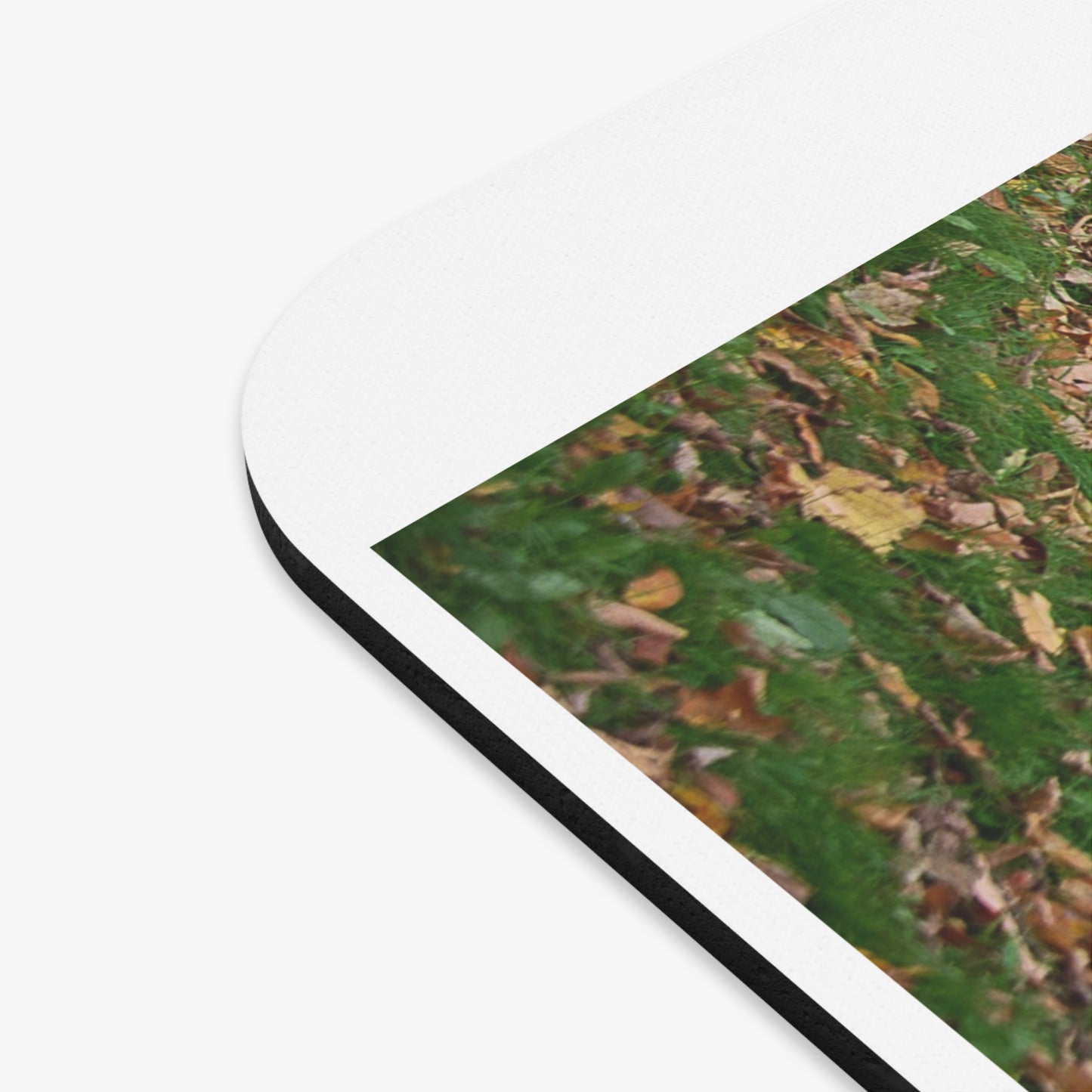Scenic Fall Leaves Mouse Pad - Nature-Inspired Desk Accessory